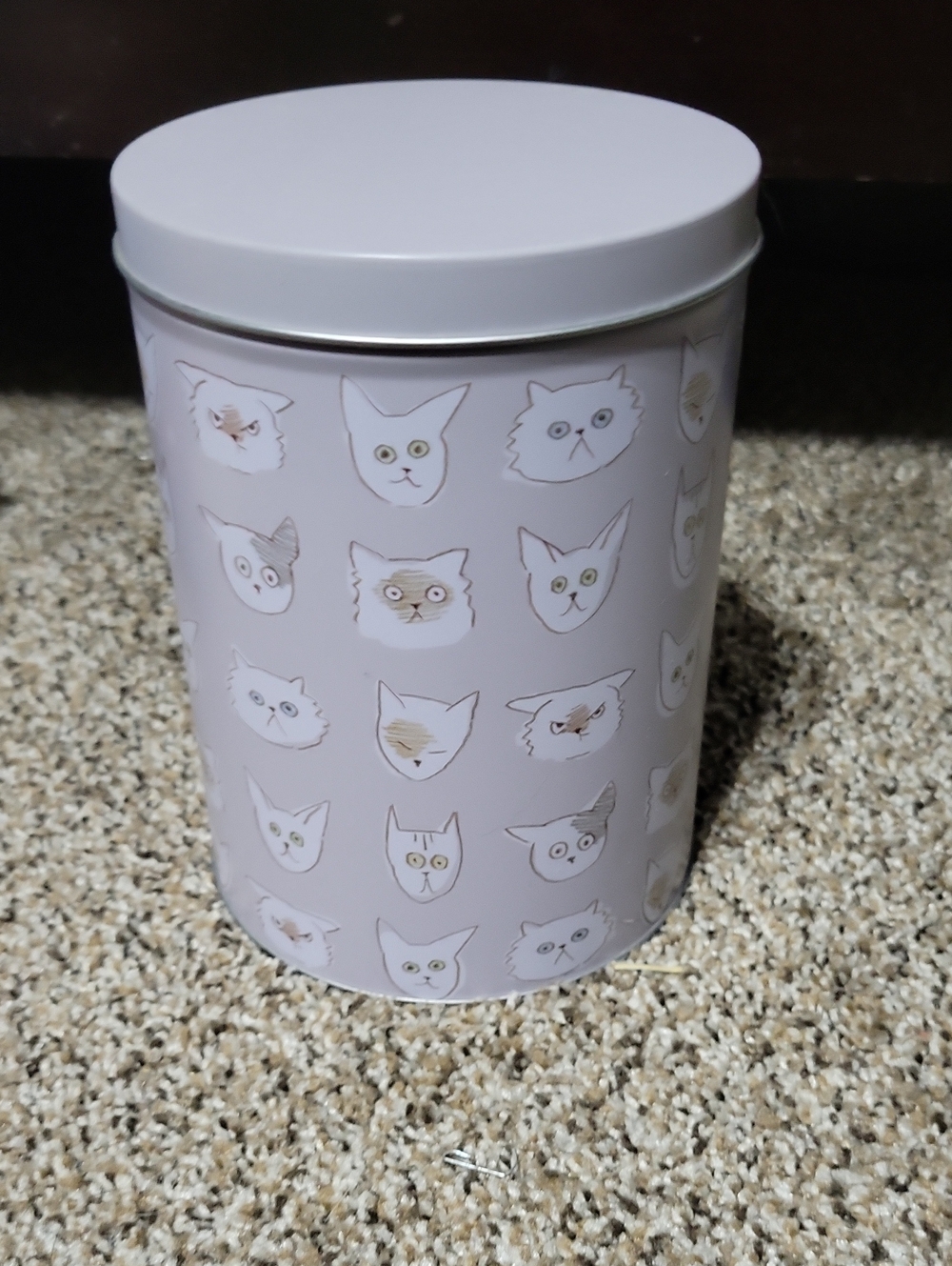 Cat Tin - Cat Face Design